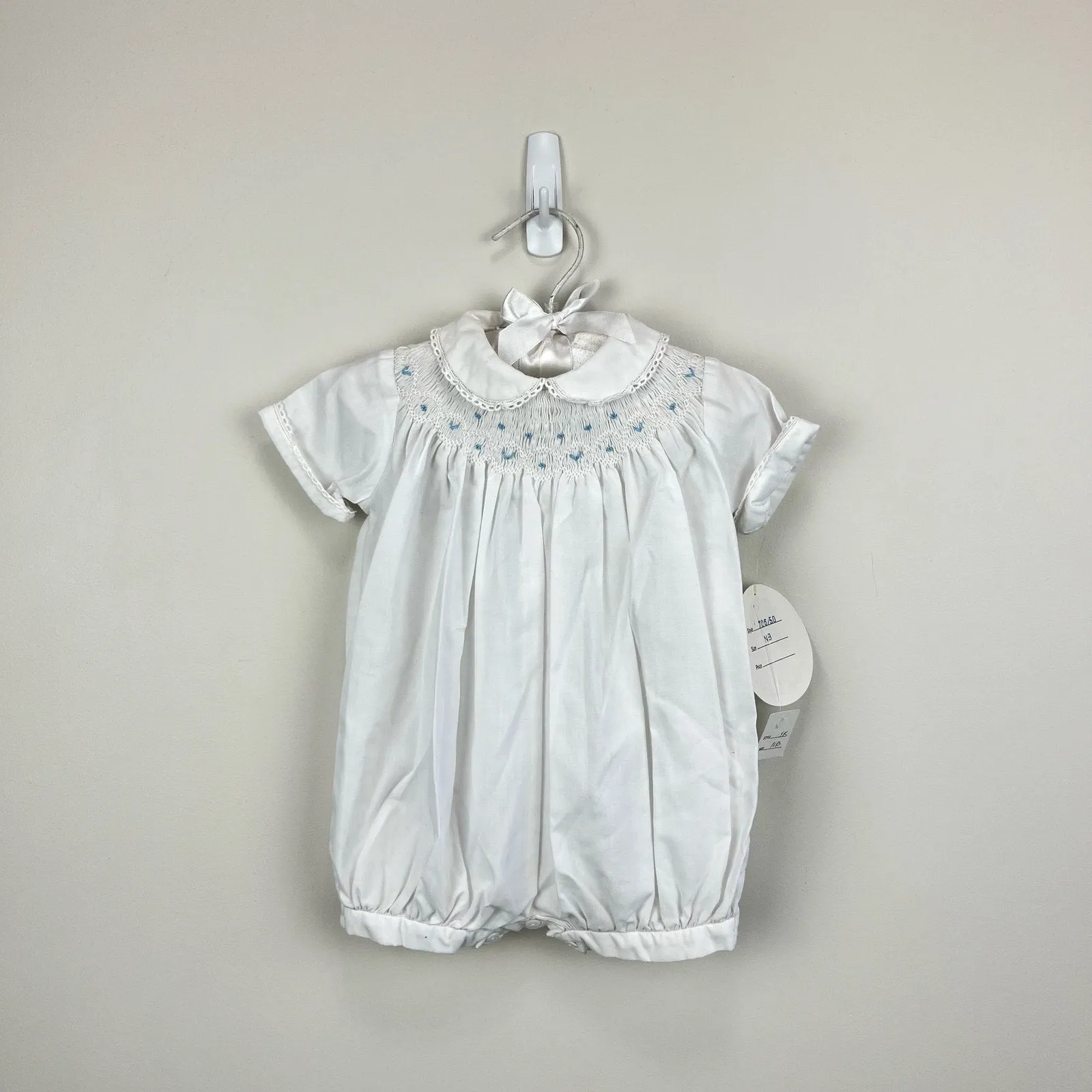 Sarah Louise England Hand Smocked White Bubble Newborn NWT