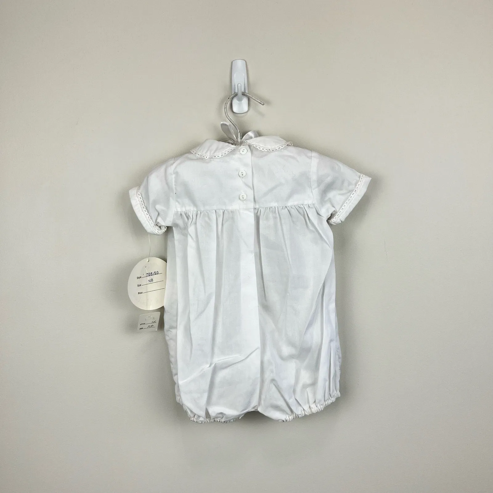 Sarah Louise England Hand Smocked White Bubble Newborn NWT